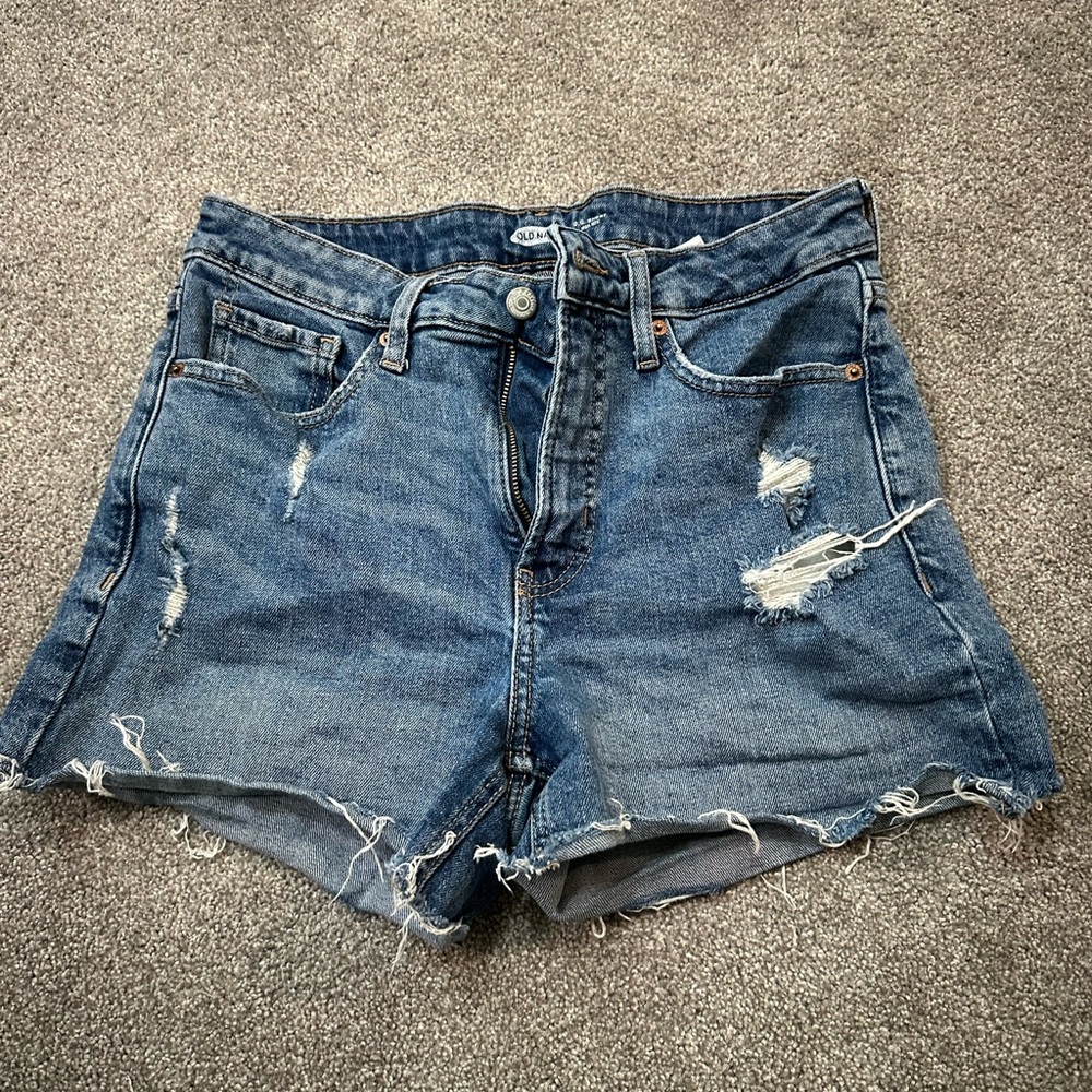 Old Navy Distressed Women Shorts OG high rise size 8